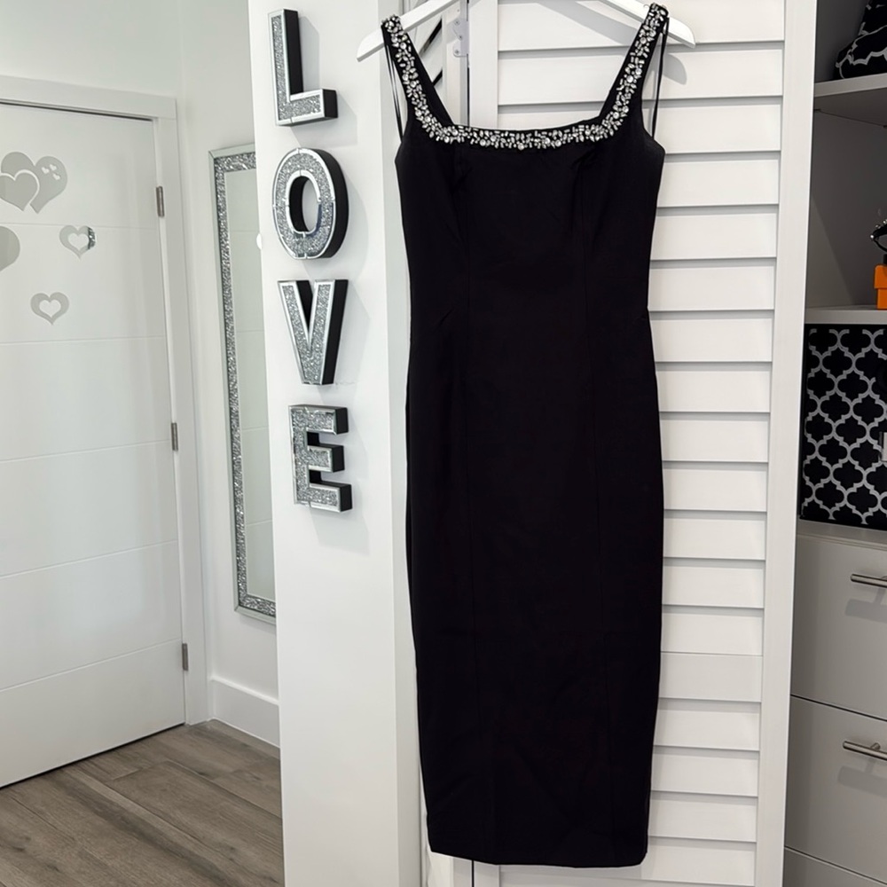 NWOT CAMILA COELHO BLACK WITH RHINESTONE MIDI DRESS